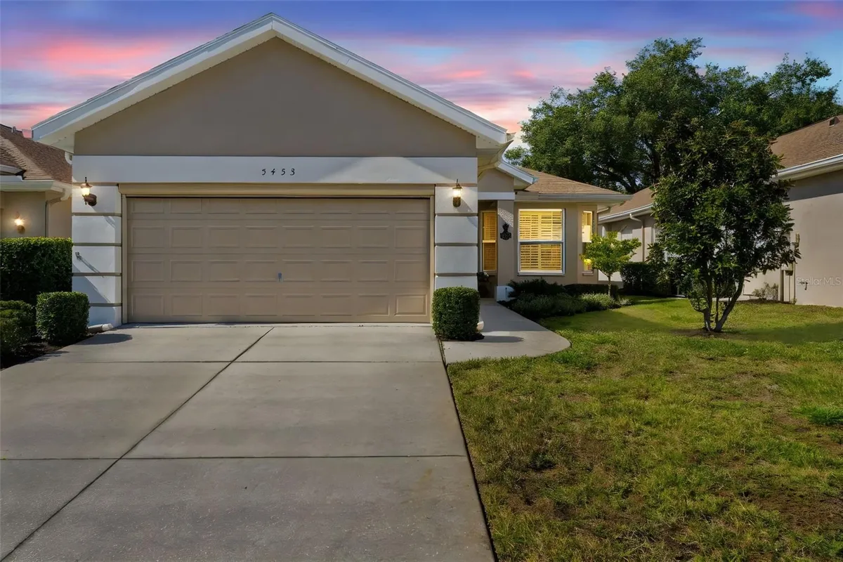 Property Slideshow image 1 of 68 | 5453 legend hills ln, Spring Hill, FL, 34609