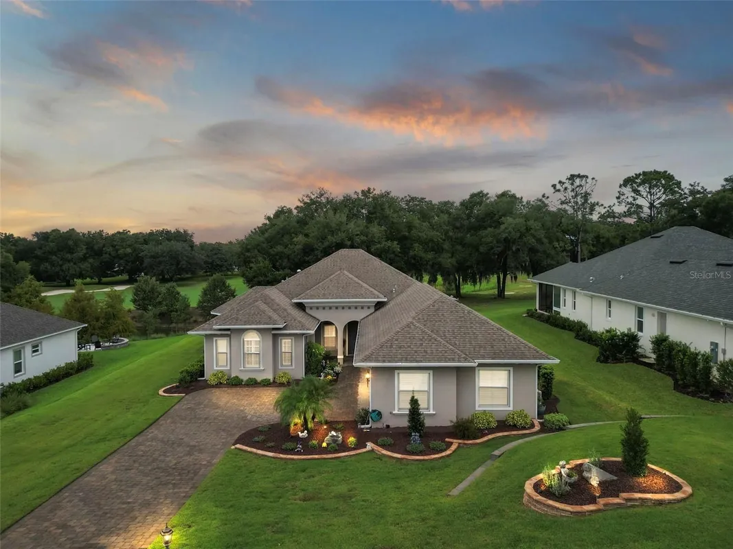 Property Slideshow image 1 of 47 | 5096 greens dr, Lady Lake, FL, 32159