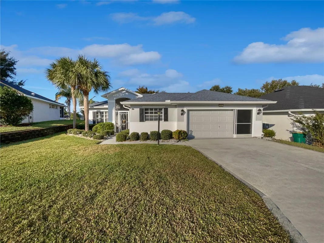 Property Slideshow image 1 of 36 | 5331 indian ocean loop, Tavares, FL, 32778