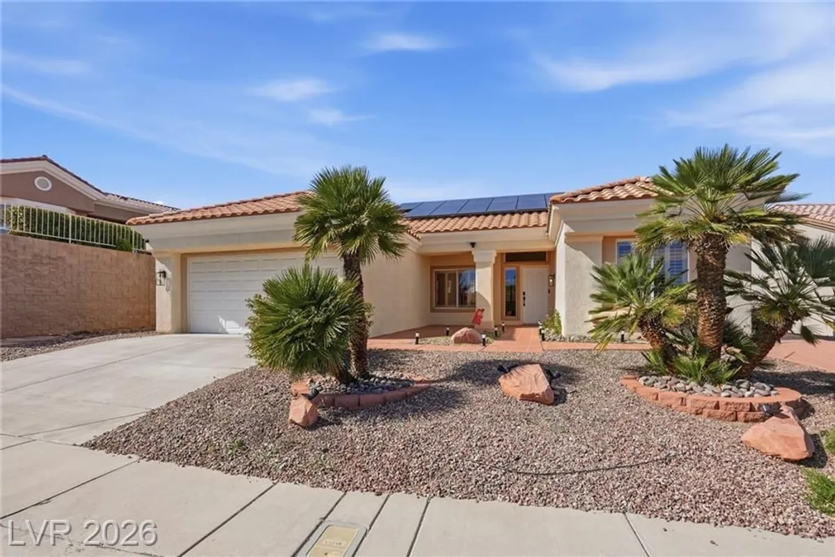 Property Slideshow image 1 of 53 | 10508 mission lakes ave, Las Vegas, NV, 89134