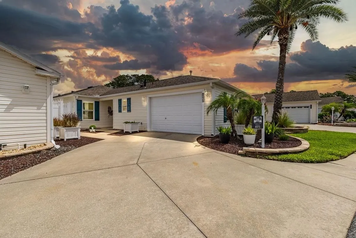 Property Slideshow image 1 of 53 | 8975 se 168th tailfer st, The Villages, FL, 32162