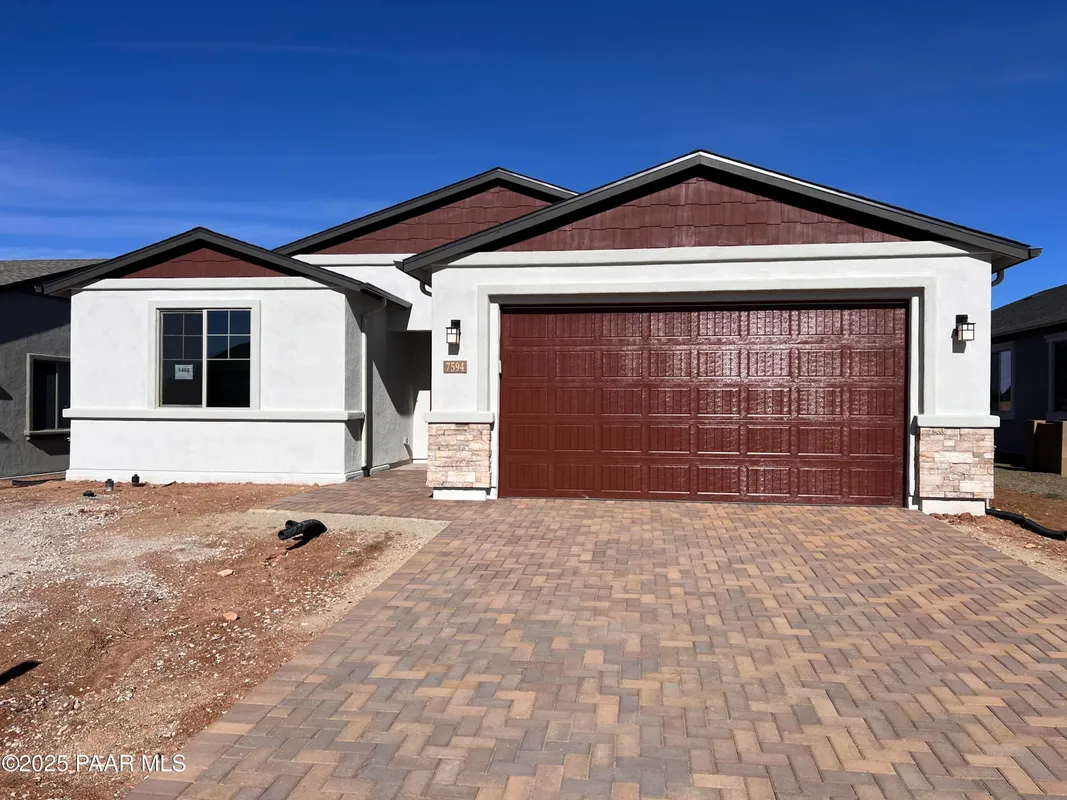 Property Slideshow image 1 of 12 | 8847 n rolling hills dr 19, Prescott Valley, AZ, 86315