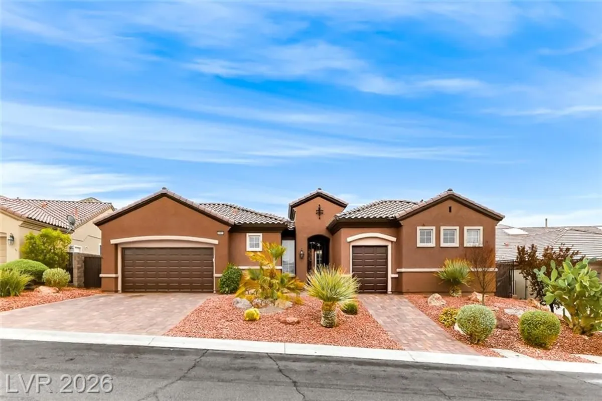 Property Slideshow image 1 of 65 | 2306 schaeffer hills dr, Henderson, NV, 89052