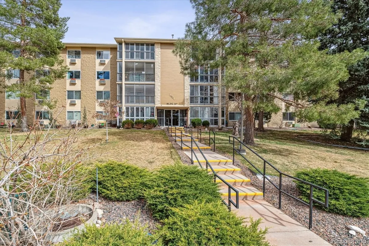 Property Slideshow image 1 of 34 | 3022 s wheeling way 407, Aurora, CO, 80014