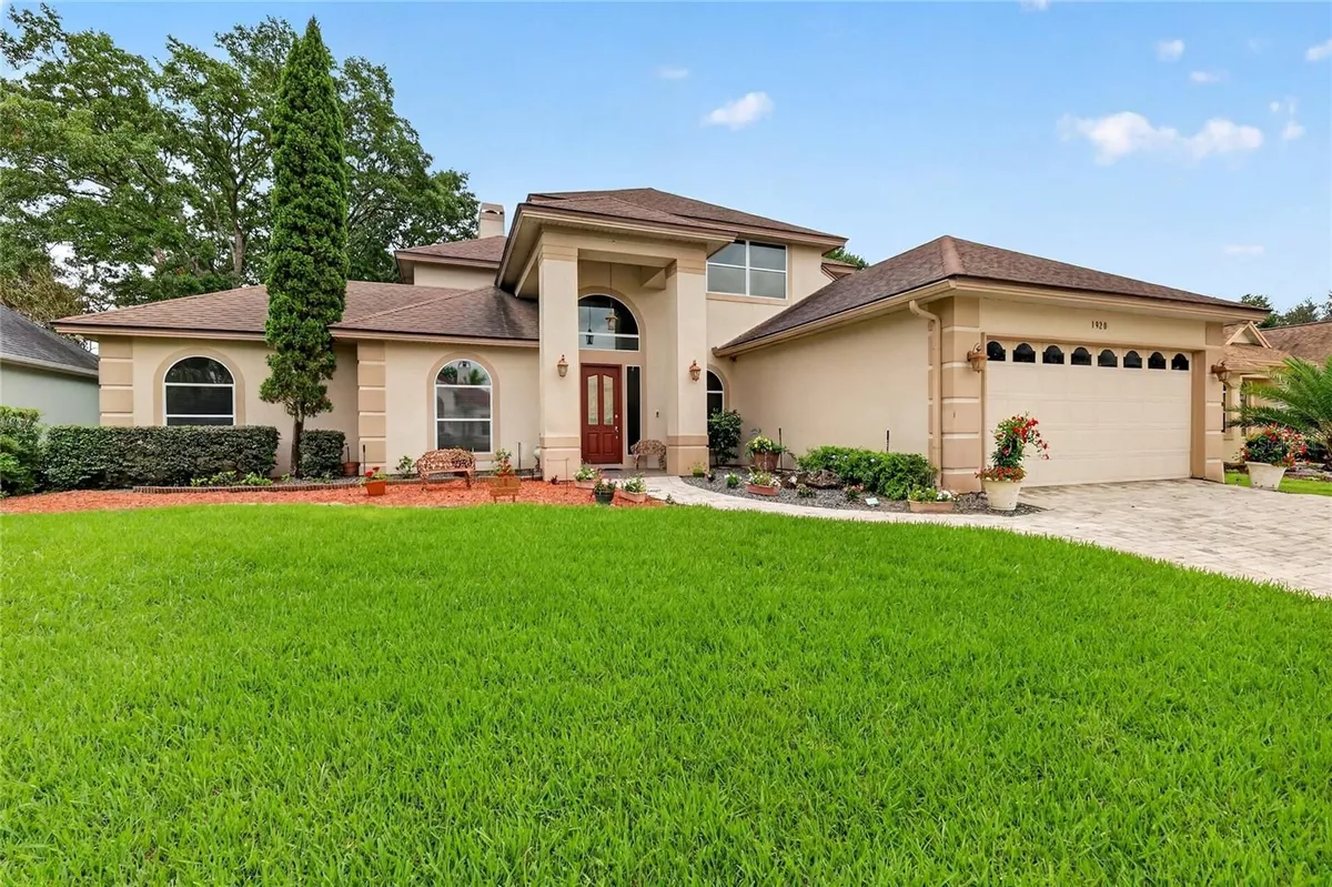 Property Slideshow image 1 of 64 | 1920 edgewater dr, Mount Dora, FL, 32757