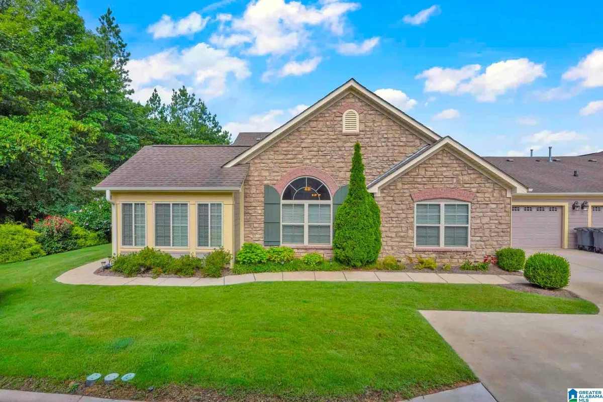 Property Slideshow image 1 of 32 | 141 cornerstone ct 141, Birmingham, AL, 35022