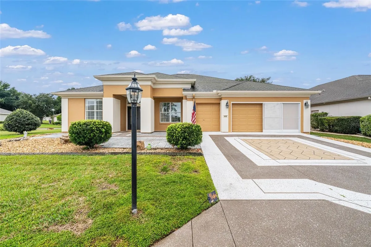 Property Slideshow image 1 of 80 | 8806 se 132nd loop, Summerfield, FL, 34491