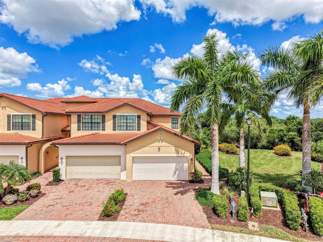 Property Slideshow image 1 of 76 | 23321 awabuki dr 8-102, Venice, FL, 34293