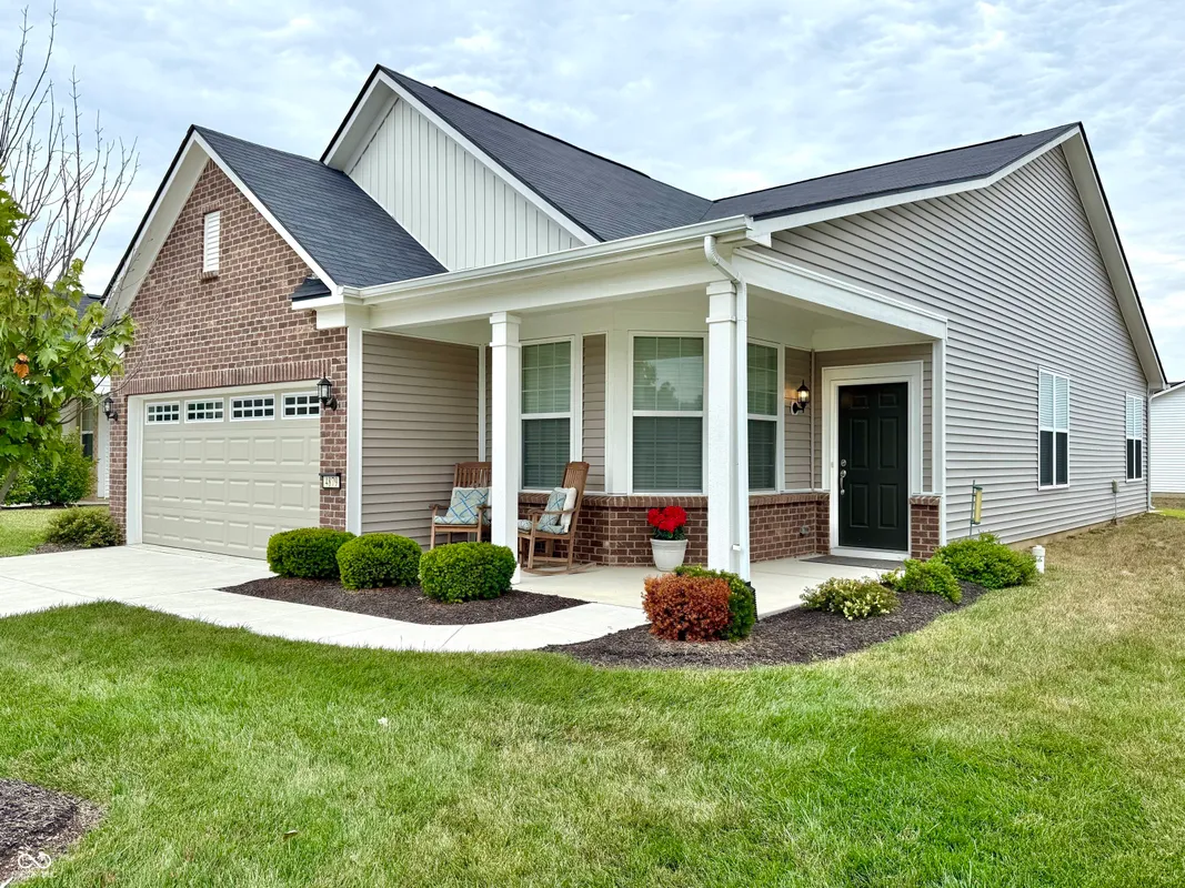 Property Slideshow image 1 of 30 | 4879 larkspur dr, Plainfield, IN, 46168