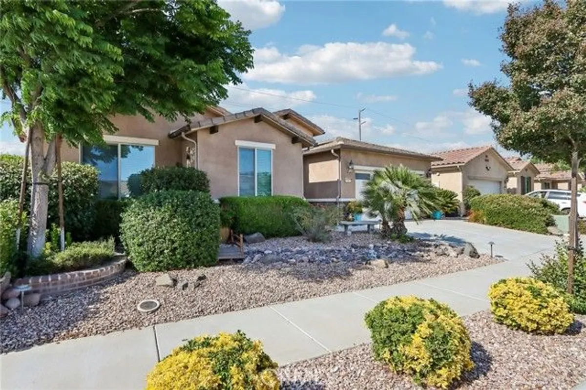 Property Slideshow image 1 of 75 | 5562 corte portico, Hemet, CA, 92545