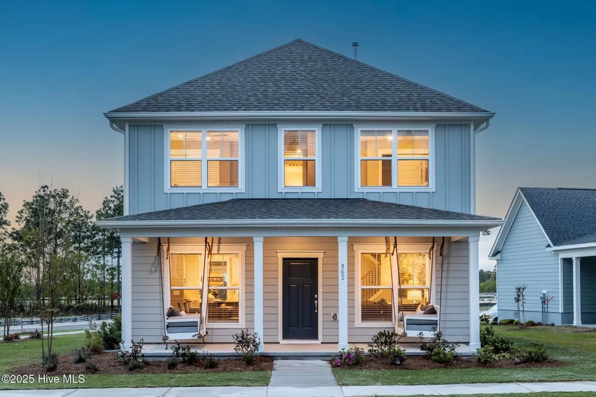 Property Slideshow image 1 of 8 | 5308 sunfish ln # 1012, Wilmington, NC, 28412