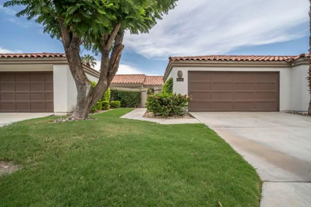 Property Slideshow image 1 of 41 | 55412 riviera, La Quinta, CA, 92253