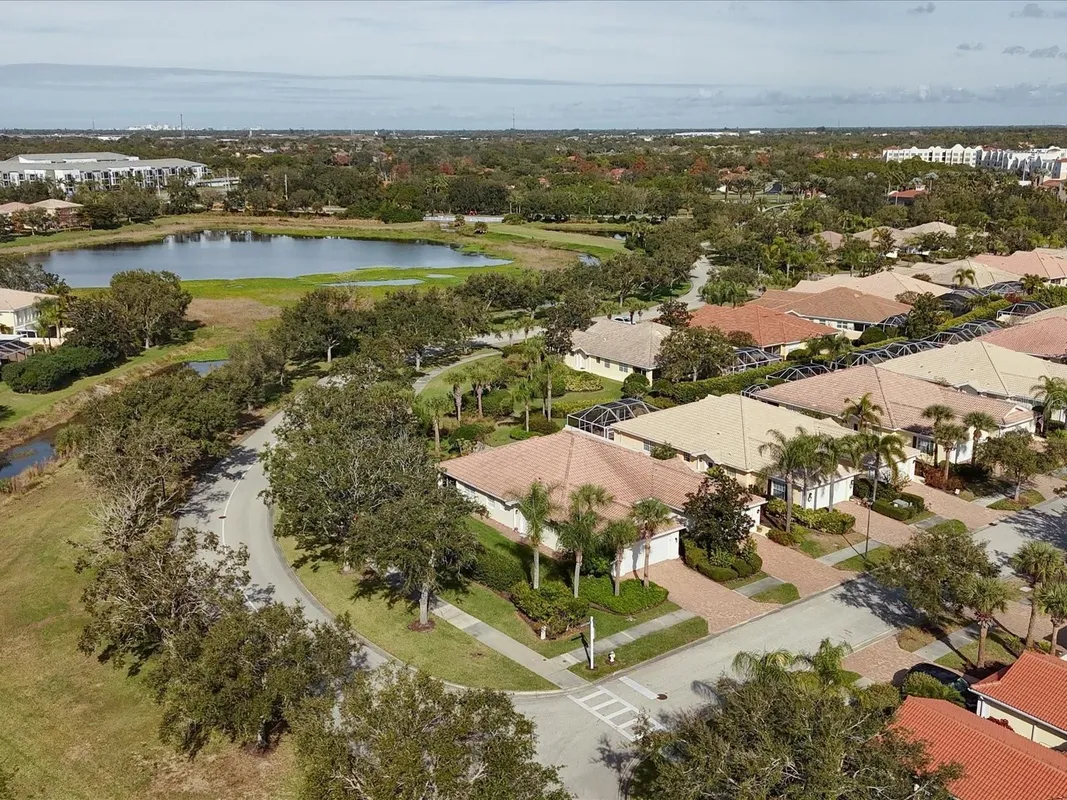 Property Slideshow image 1 of 53 | 7648 quinto dr, Sarasota, FL, 34238