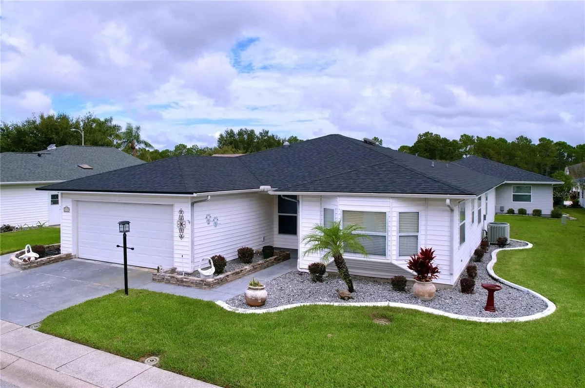 Property Slideshow image 1 of 41 | 2137 grand cypress dr, Lakeland, FL, 33810