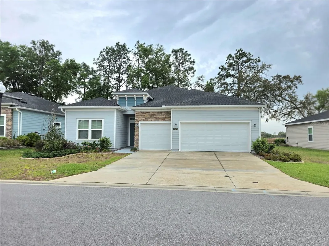 Property Slideshow image 1 of 28 | 7875 sw 74th loop, Ocala, FL, 34481