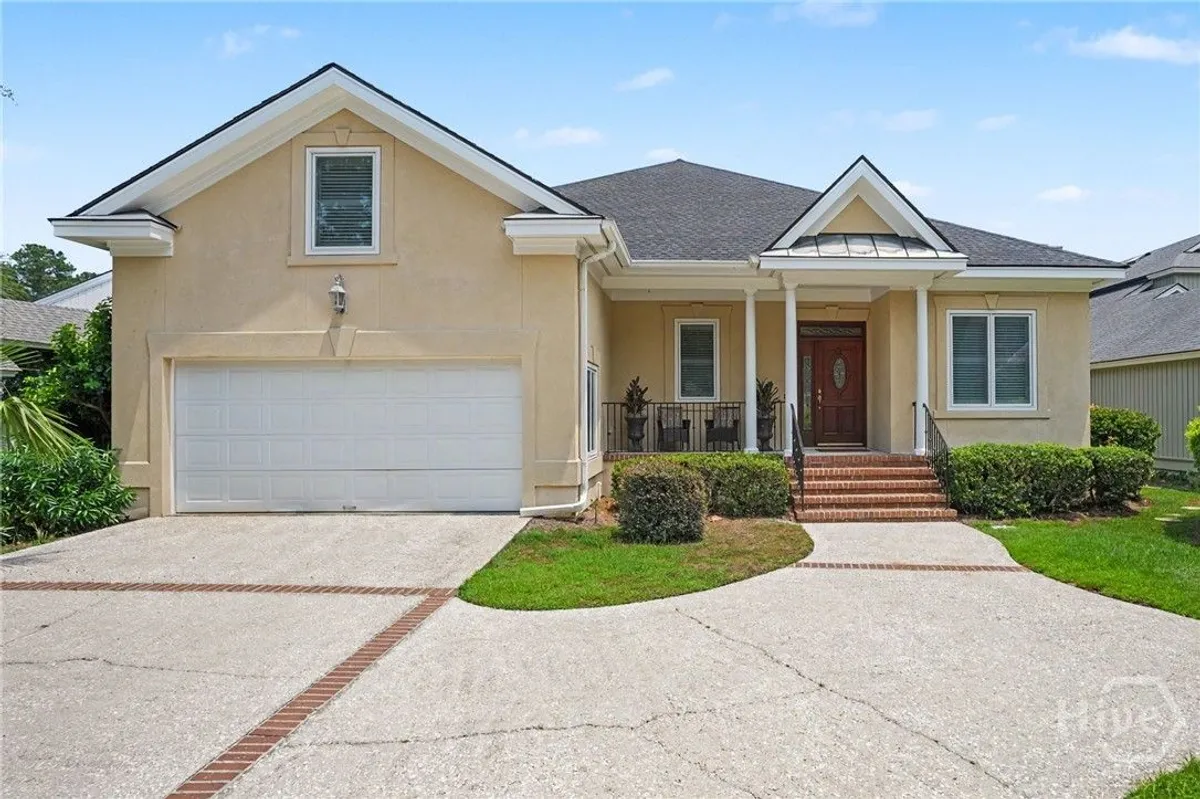 Property Slideshow image 1 of 30 | 5 riding ln, Savannah, GA, 31411