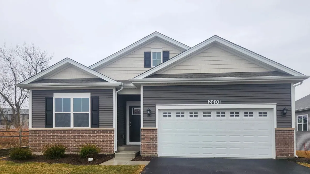 Property Slideshow image 1 of 35 | 2601 harnish dr, Algonquin, IL, 60102