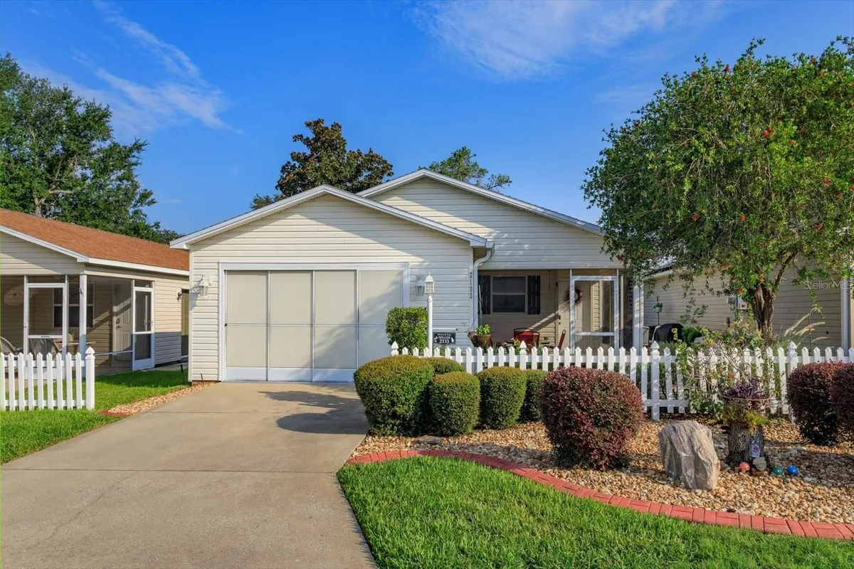 Property Slideshow image 1 of 30 | 2133 escobar ave, The Villages, FL, 32159