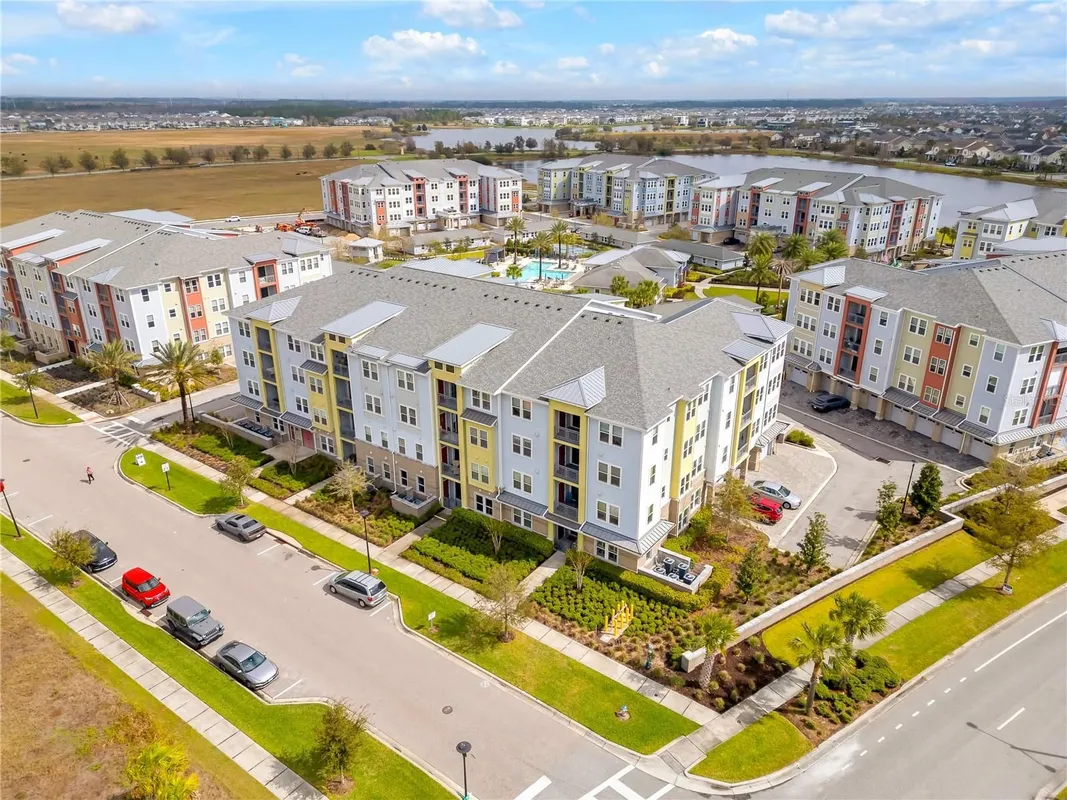 Property Slideshow image 1 of 39 | 7517 laureate blvd unit 4206, Orlando, FL, 32827