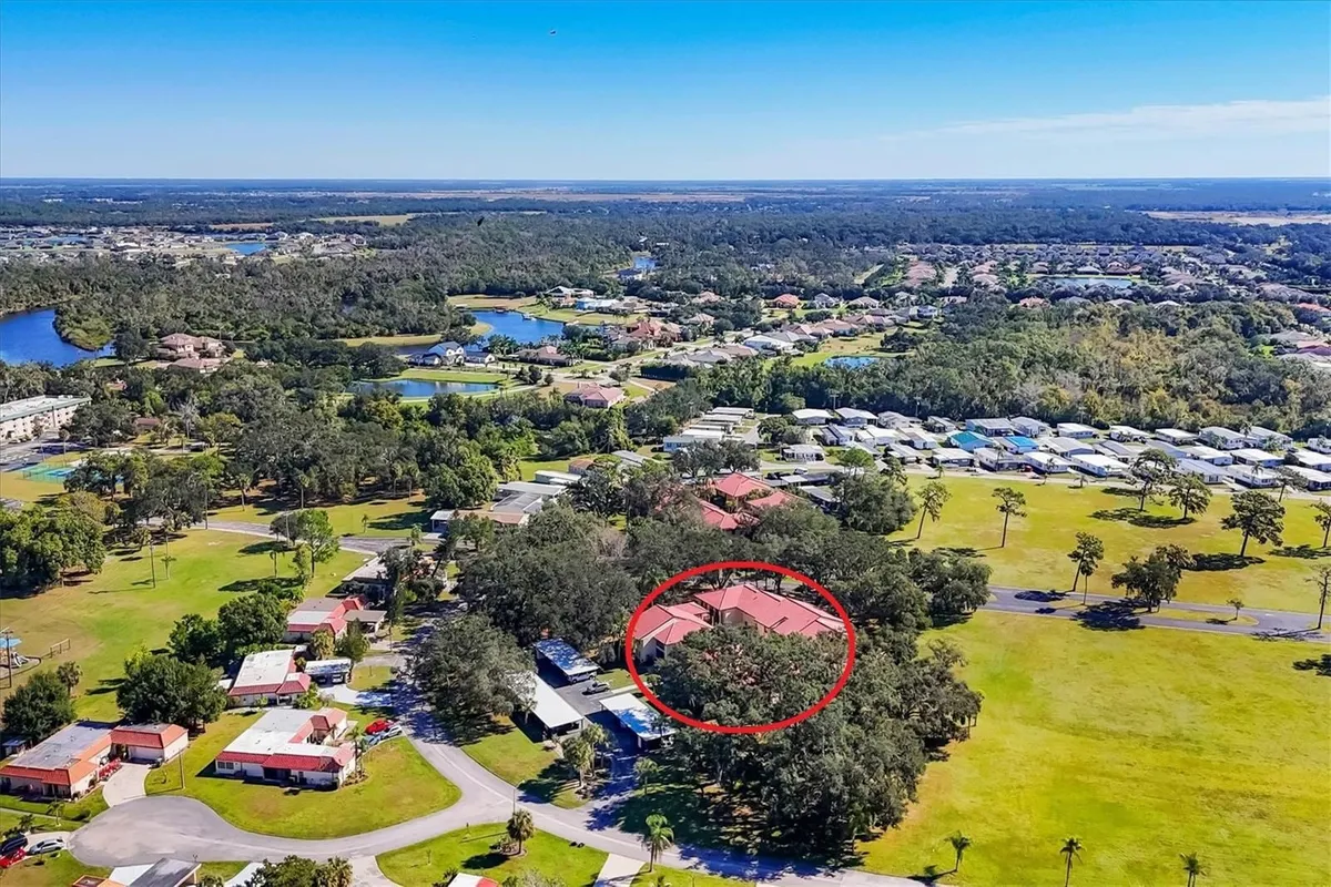 Property Slideshow image 1 of 34 | 1111 w faith cir apt 2004, Bradenton, FL, 34212