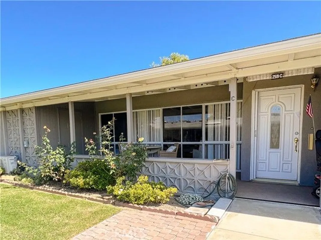Property Slideshow image 1 of 14 | 1541 interlachen rd # 10-259c, Seal Beach, CA, 90740