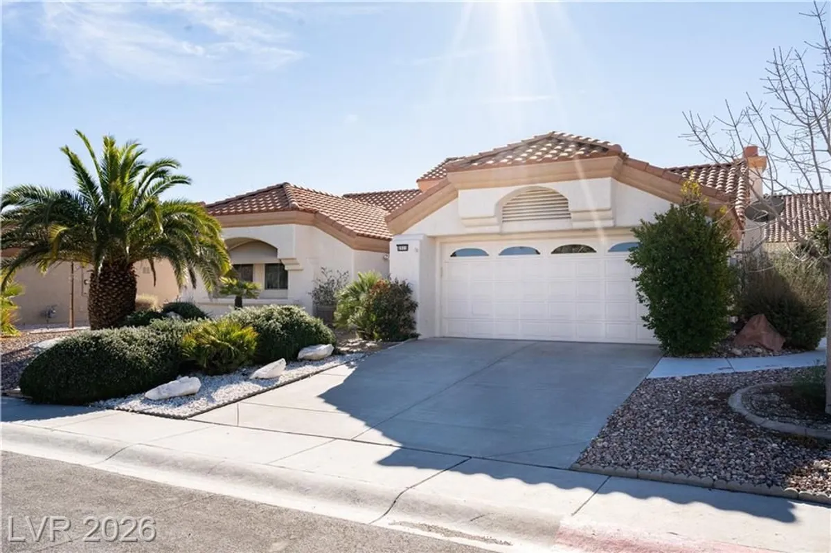 Property Slideshow image 1 of 49 | 8909 meadowood dr, Las Vegas, NV, 89134