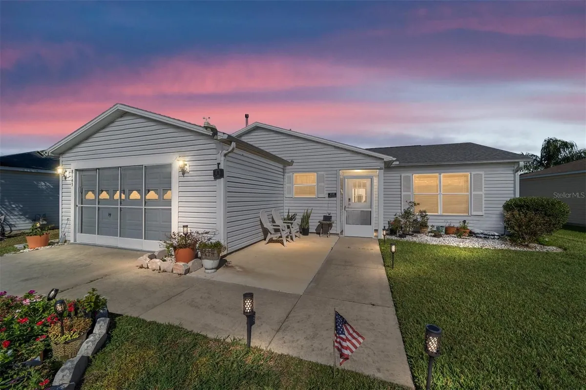 Property Slideshow image 1 of 40 | 8143 se 175th columbia pl, The Villages, FL, 32162