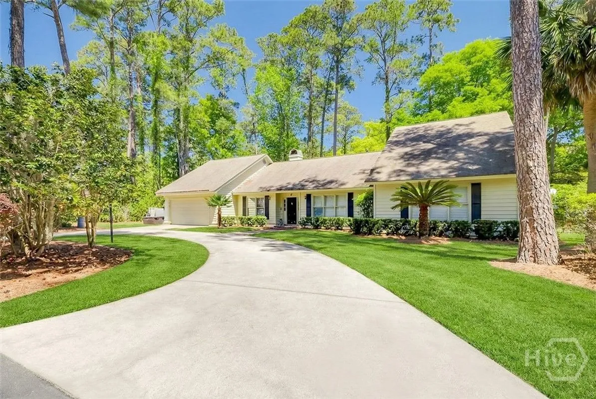 Property Slideshow image 1 of 49 | 2 thibault ln, Savannah, GA, 31411