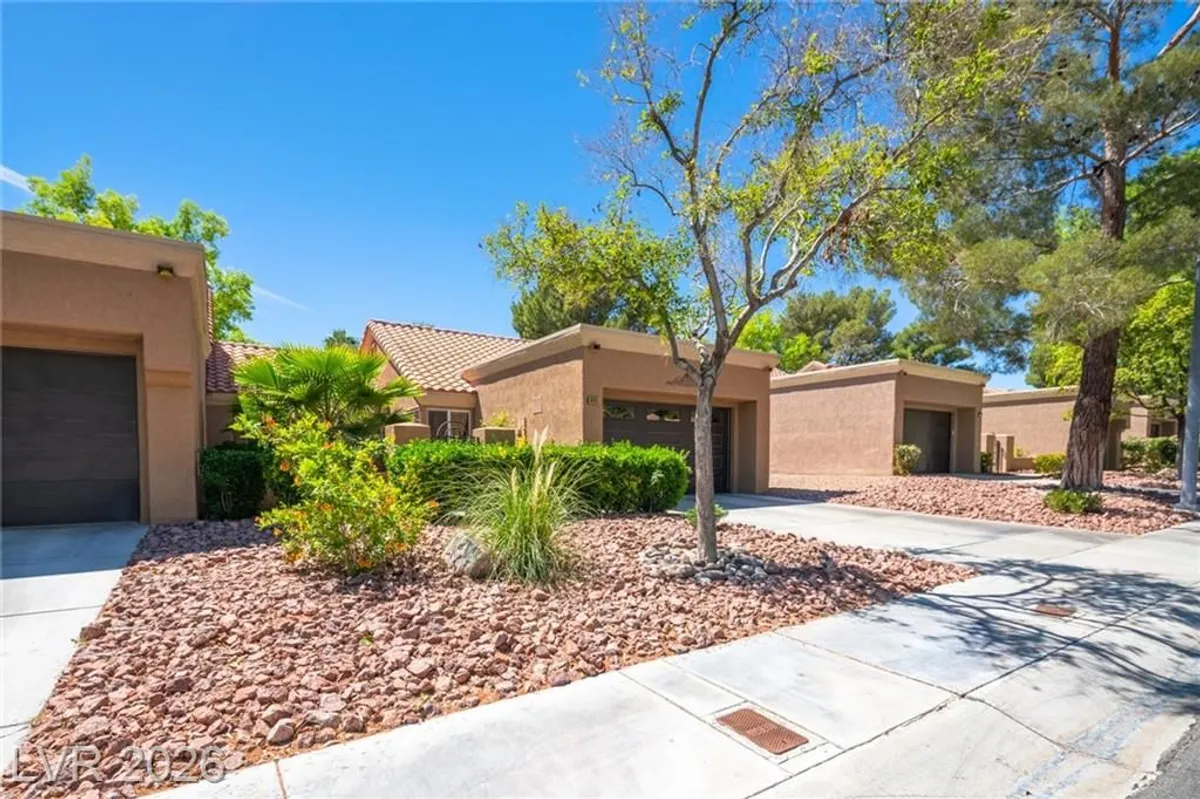 Property Slideshow image 1 of 31 | 8605 willowrich dr, Las Vegas, NV, 89134