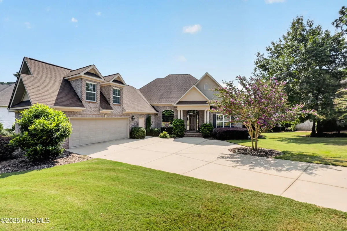 Property Slideshow image 1 of 62 | 915 steeplechase rd, Aiken, SC, 29803