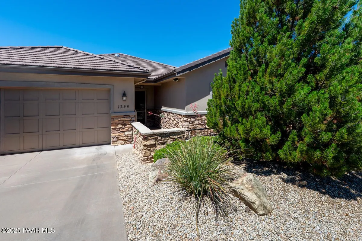 Property Slideshow image 1 of 29 | 1244 pebble spgs, Prescott, AZ, 86301