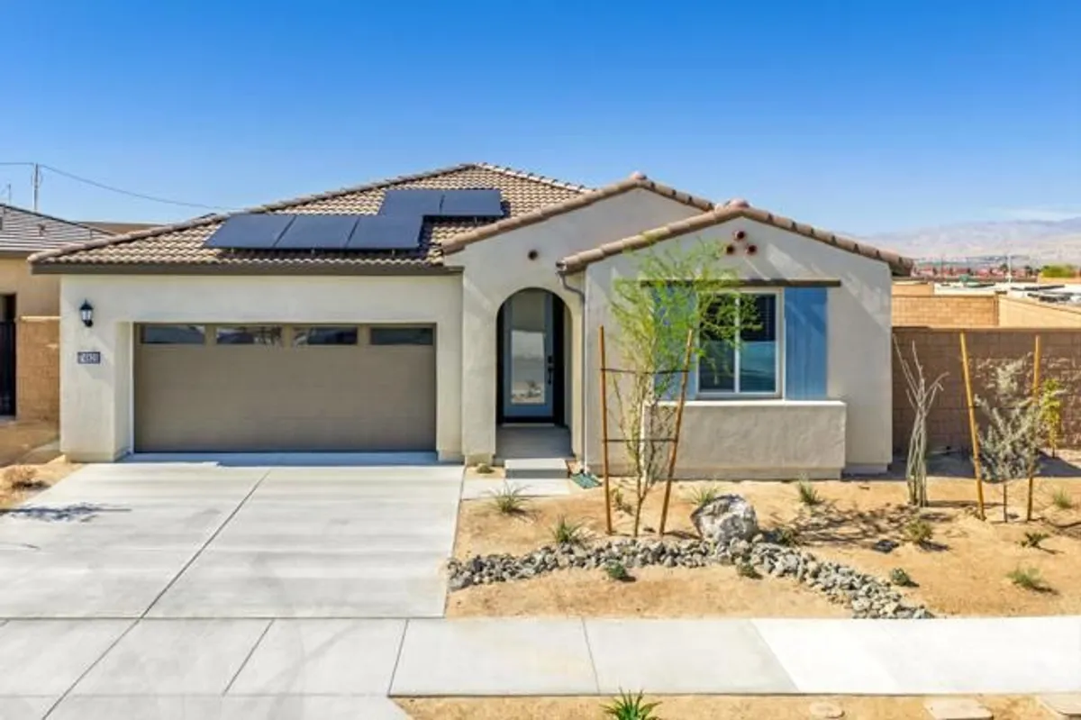 Property Slideshow image 1 of 40 | 74825 trousdale dr, Palm Desert, CA, 92211