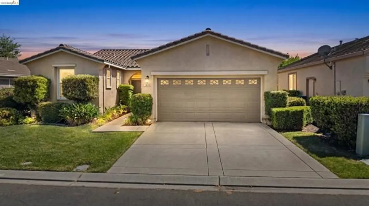 Property Slideshow image 1 of 39 | 1063 waterwood dr, Rio Vista, CA, 94571
