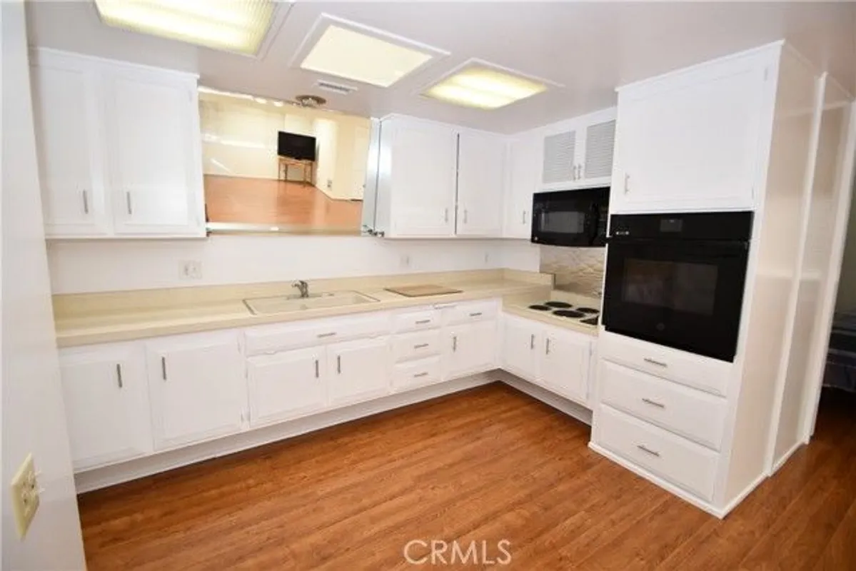 Property Slideshow image 1 of 29 | 1842 thunderbird dr 1a, Seal Beach, CA, 90740