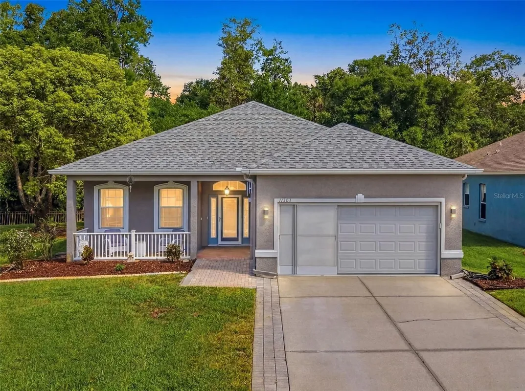 Property Slideshow image 1 of 95 | 11303 clear oak cir, New Port Richey, FL, 34654