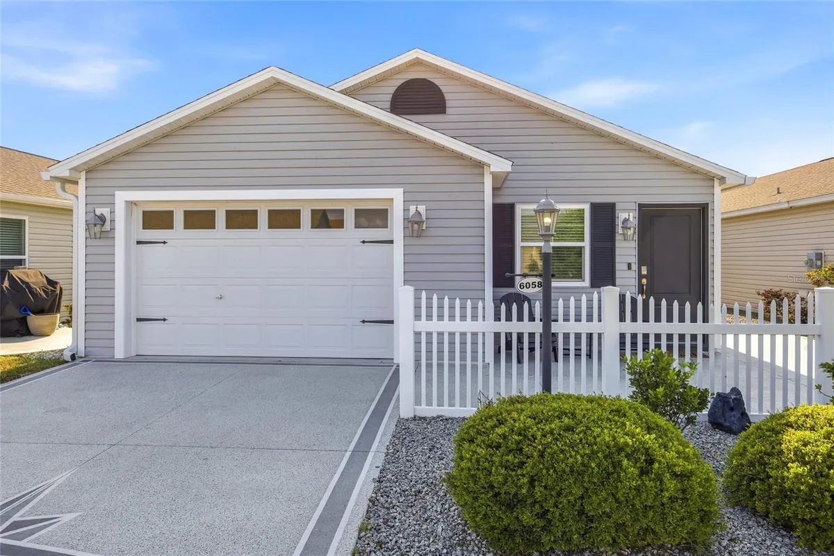 Property Slideshow image 1 of 29 | 6058 altman ave, The Villages, FL, 32163