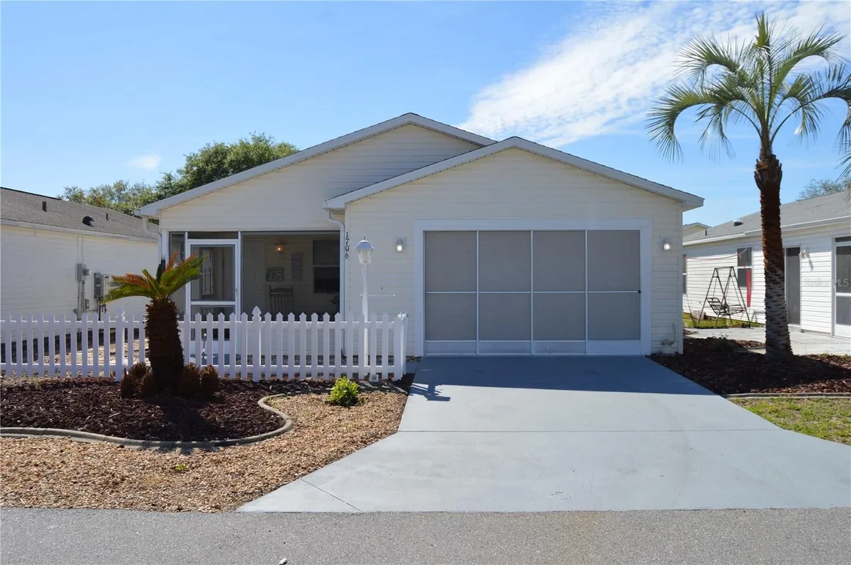 Property Slideshow image 1 of 30 | 1706 el nino st, The Villages, FL, 32162