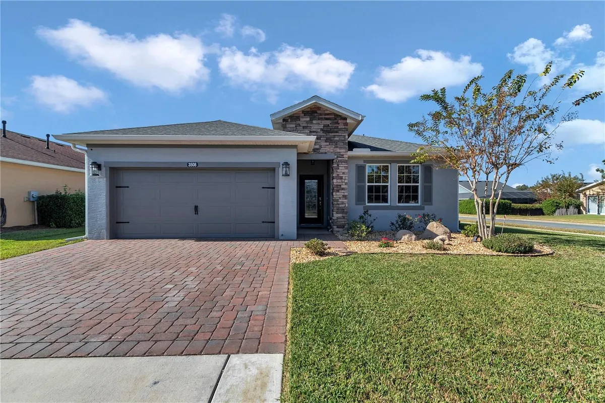 Property Slideshow image 1 of 45 | 3508 nw 55th ct, Ocala, FL, 34482