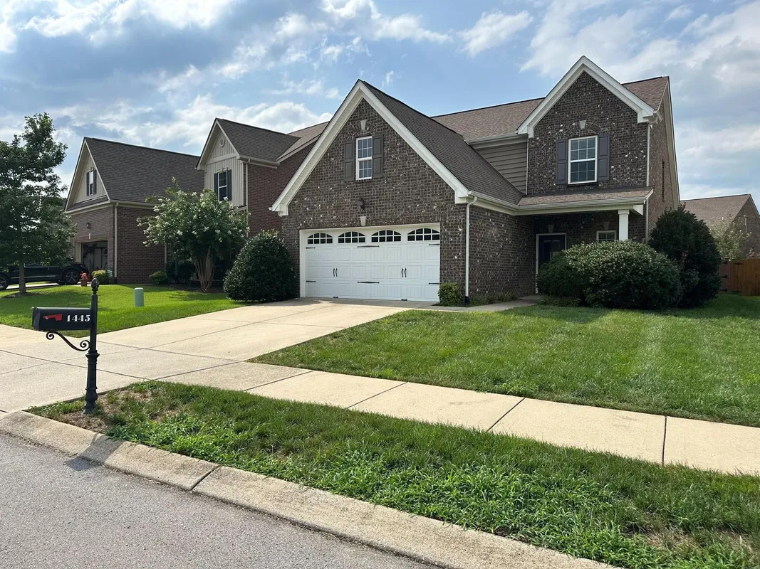 Property Slideshow image 1 of 20 | 1445 woodside dr, Lebanon, TN, 37087