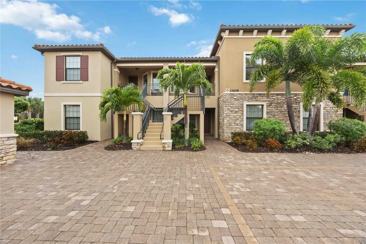 Property Slideshow image 1 of 46 | 13608 messina loop 202, Bradenton, FL, 34211
