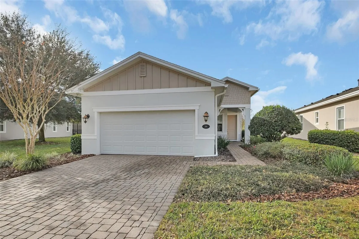 Property Slideshow image 1 of 56 | 308 locksley ct, Deland, FL, 32724