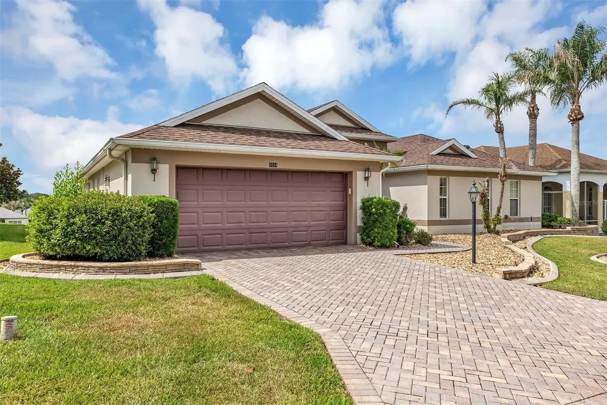 Property Slideshow image 1 of 47 | 4534 nottoway dr, Leesburg, FL, 34748