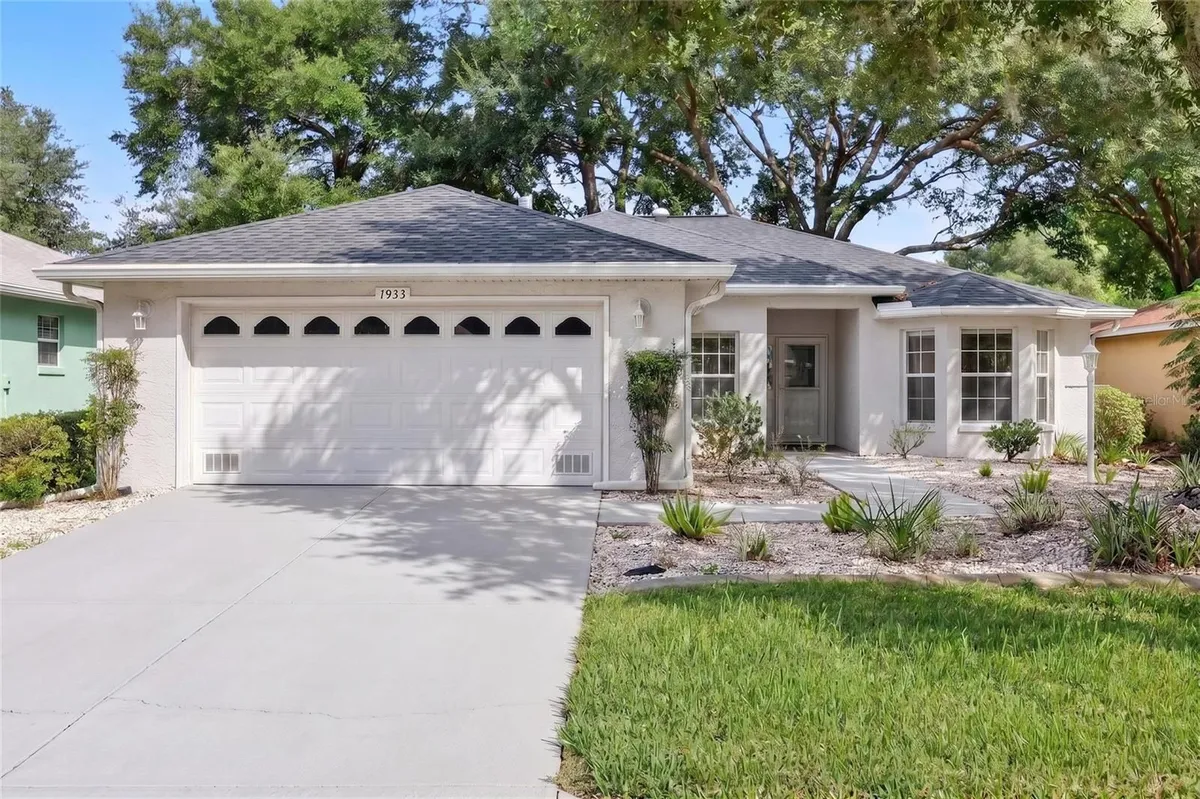 Property Slideshow image 1 of 34 | 7933 sw 83rd pl, Ocala, FL, 34476