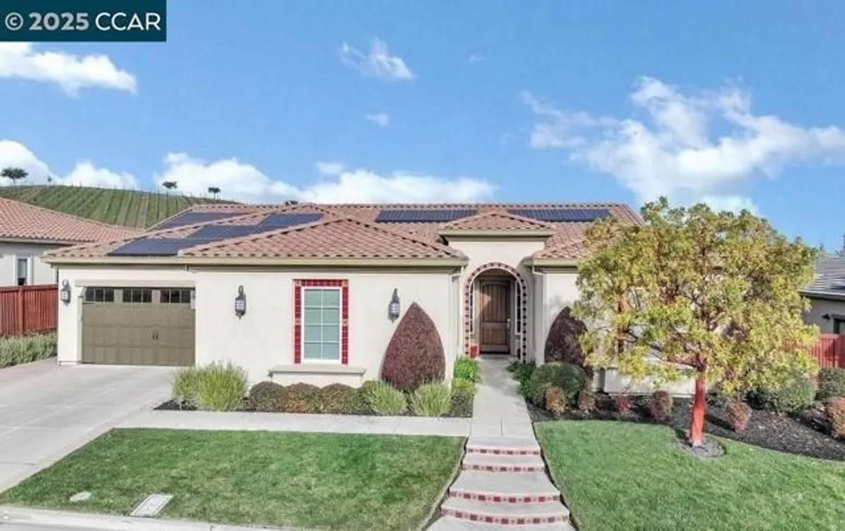 Property Slideshow image 1 of 43 | 1587 california trl, Brentwood, CA, 94513
