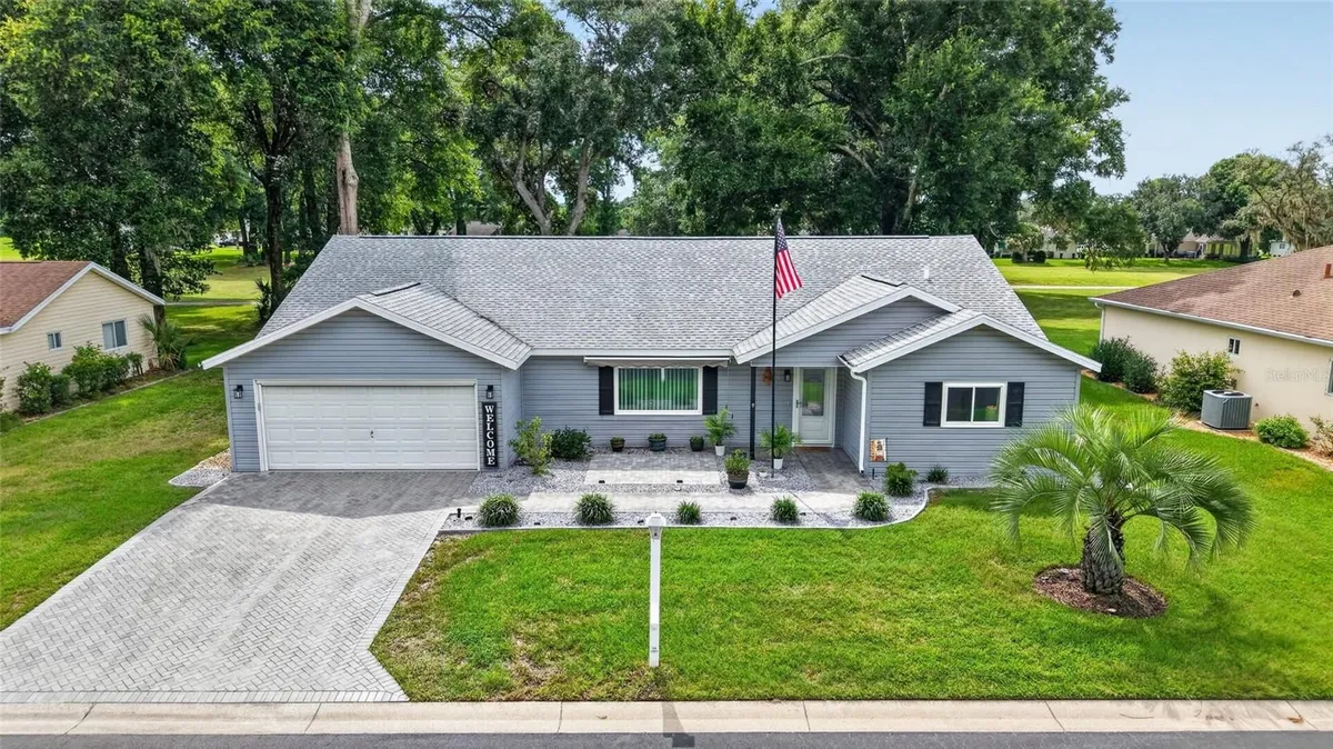 Property Slideshow image 1 of 81 | 14845 sw 112th cir, Dunnellon, FL, 34432