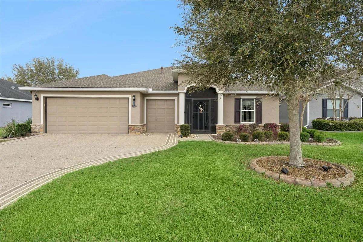 Property Slideshow image 1 of 67 | 3749 arlington ridge blvd, Leesburg, FL, 34748
