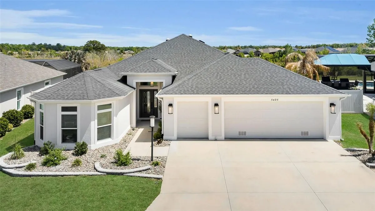 Property Slideshow image 1 of 40 | 5495 hawkins dr, The Villages, FL, 32163