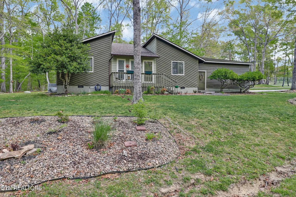 Property Slideshow image 1 of 33 | 129 norcross rd, Crossville, TN, 38558