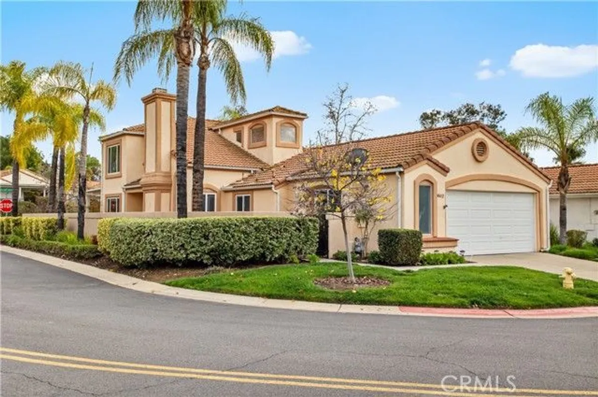 Property Slideshow image 1 of 45 | 40412 via amapola, Murrieta, CA, 92562