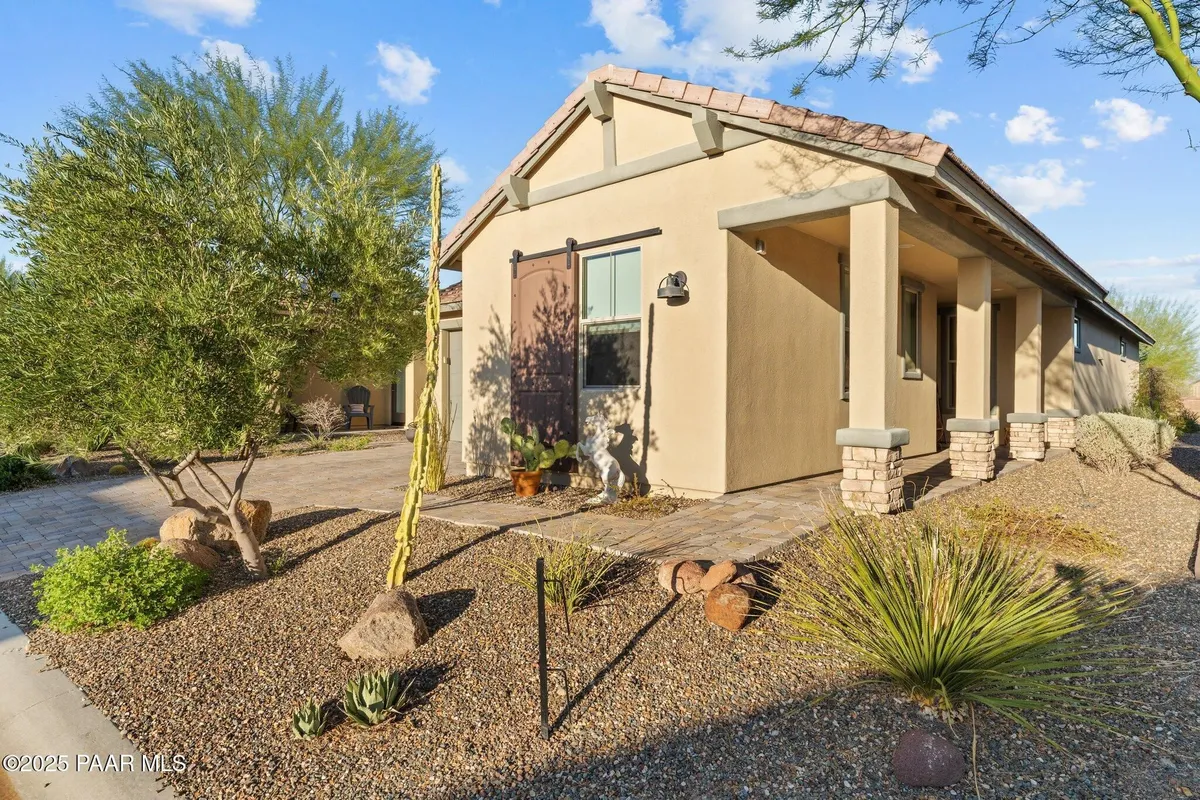 Property Slideshow image 1 of 29 | 4435 covered wagon trl, Wickenburg, AZ, 85390